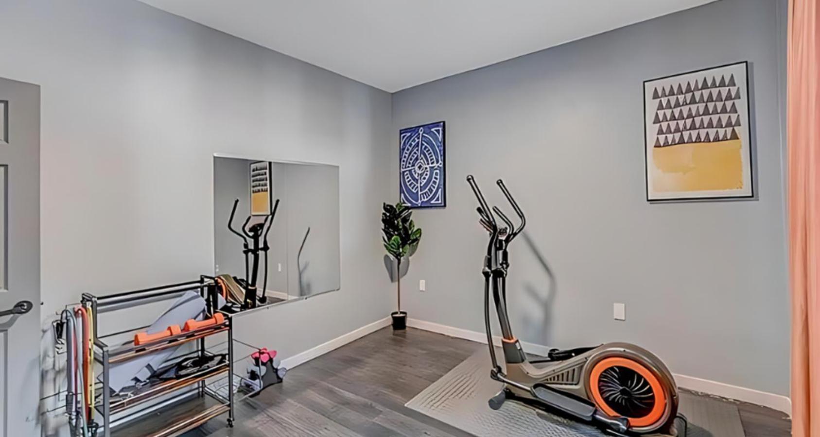 Peaceful Pocono Home With Hot Tub, Gym, & Office Long Pond Esterno foto